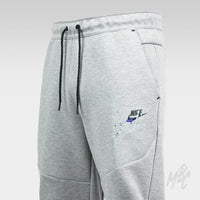 Air Club - Nike Tech Fleece Joggers Nike Sneakers