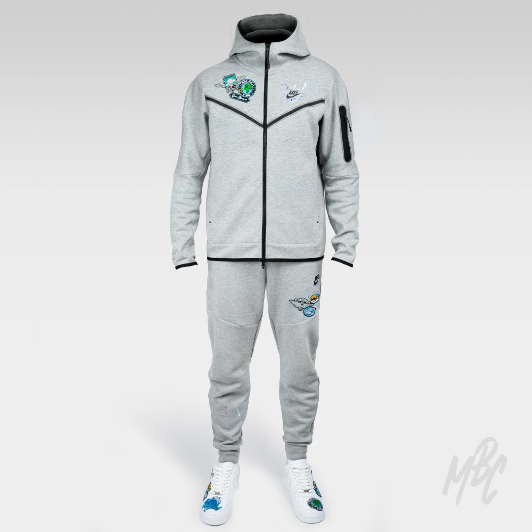 Air Club - Nike Tech Fleece Tracksuit Nike Sneakers