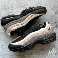 Corduroy Cut & Sew - Air Max 95 | UK 9 Nike Sneakers