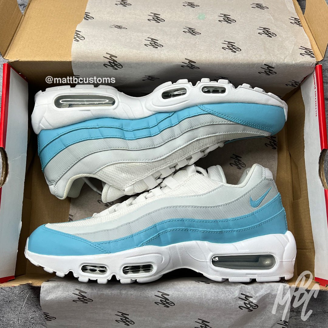 Ice Blue Colourway - Air Max 95 | UK 9 Nike Sneakers