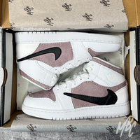 Lilac Suede Reverse Swoosh - Jordan 1 Mid | UK 5.5 Nike Sneakers