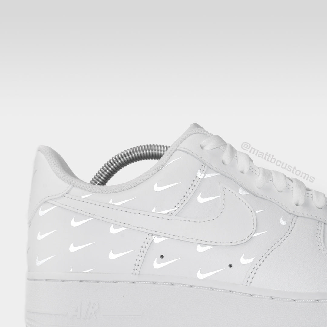 Reflective Mini Swoosh - Air Force 1 | UK 3 Nike Sneakers