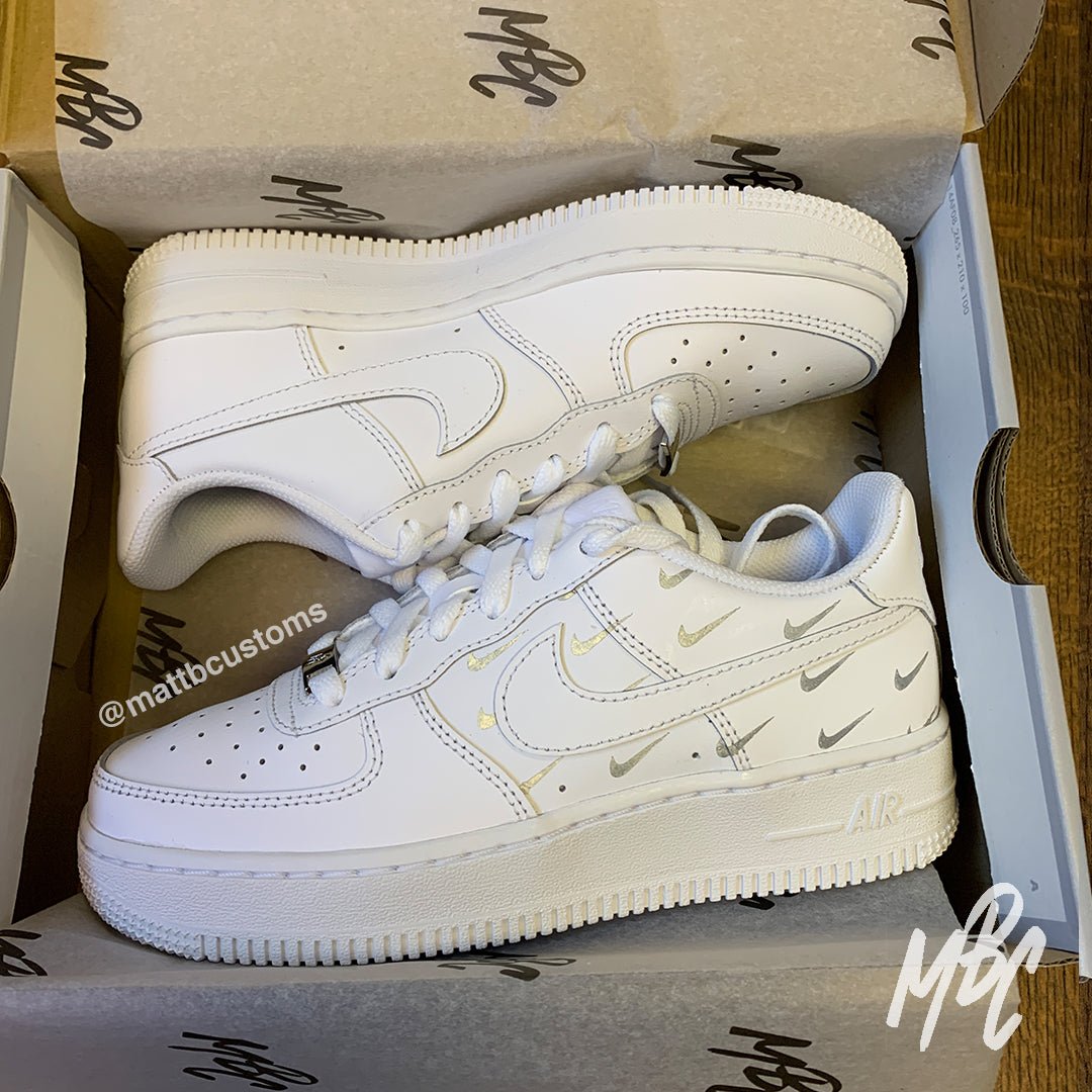 Reflective Mini Swoosh - Air Force 1 | UK 3 Nike Sneakers