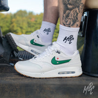 Clean on the Green Air Max 1 Golf Custom Golf Sneakers in white in Golf Buggy on Golf Course