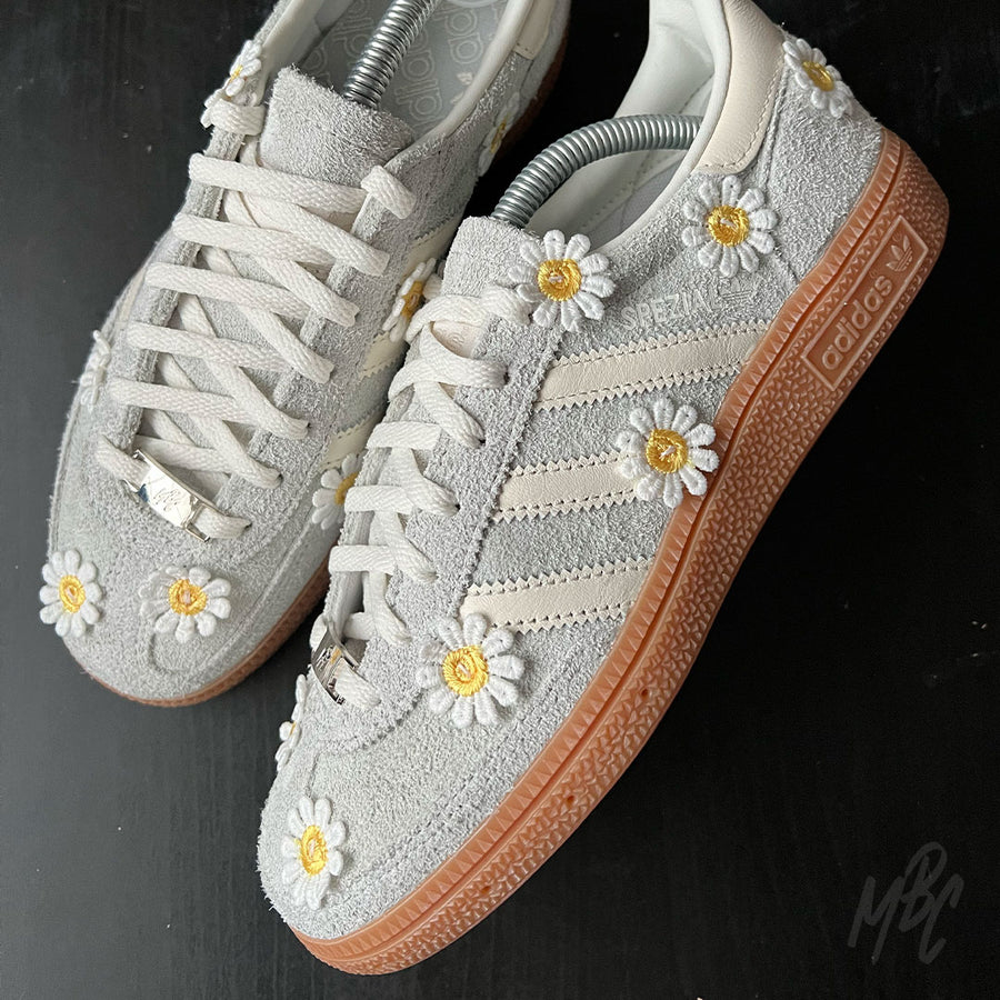 Daisy Dream - Adidas Spezial Custom Sneakers