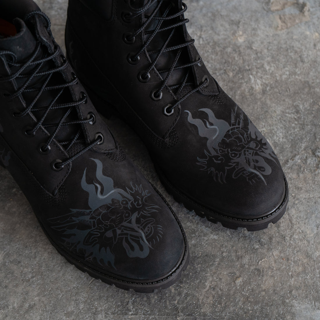 Flaming Dragon - Timberland Black Boot Custom