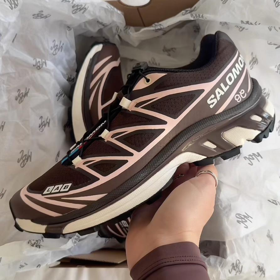 Create Your Own - Salomon Mock-Up Service
