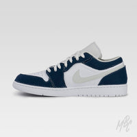 Navy Reverse Swoosh - Jordan 1 Low | UK 6