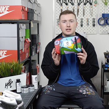 Matt hosting a giveaway of a slick gorilla hand painted washbag 