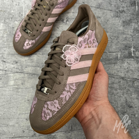 Strawberry Mocha Lacey Flower Adidas Spezial