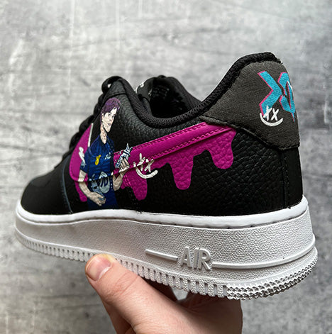 custom air force 1 shoes with xl e-gaming design hand painted with illustrations of gaming characters and custom printed heel tabs