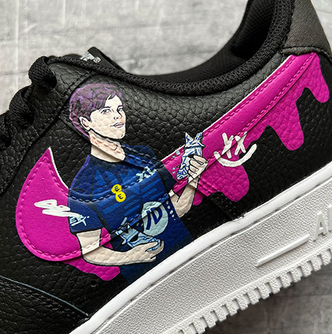 custom air force 1 sneakers with xl e-gaming design hand painted with illustrations of gaming avatars