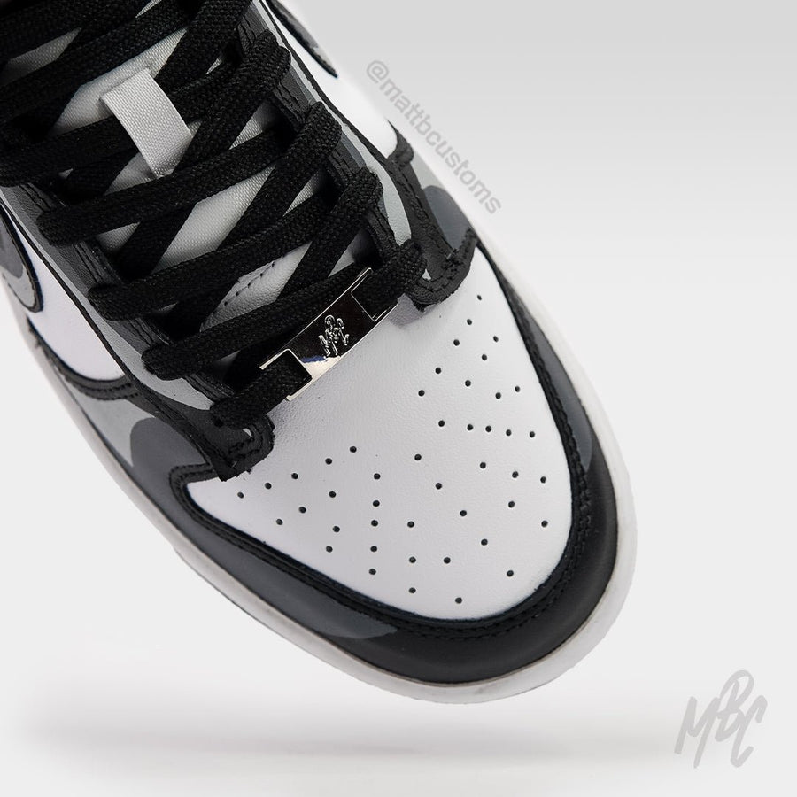 2D Illustration - Dunk Low | UK 6 Nike Sneakers