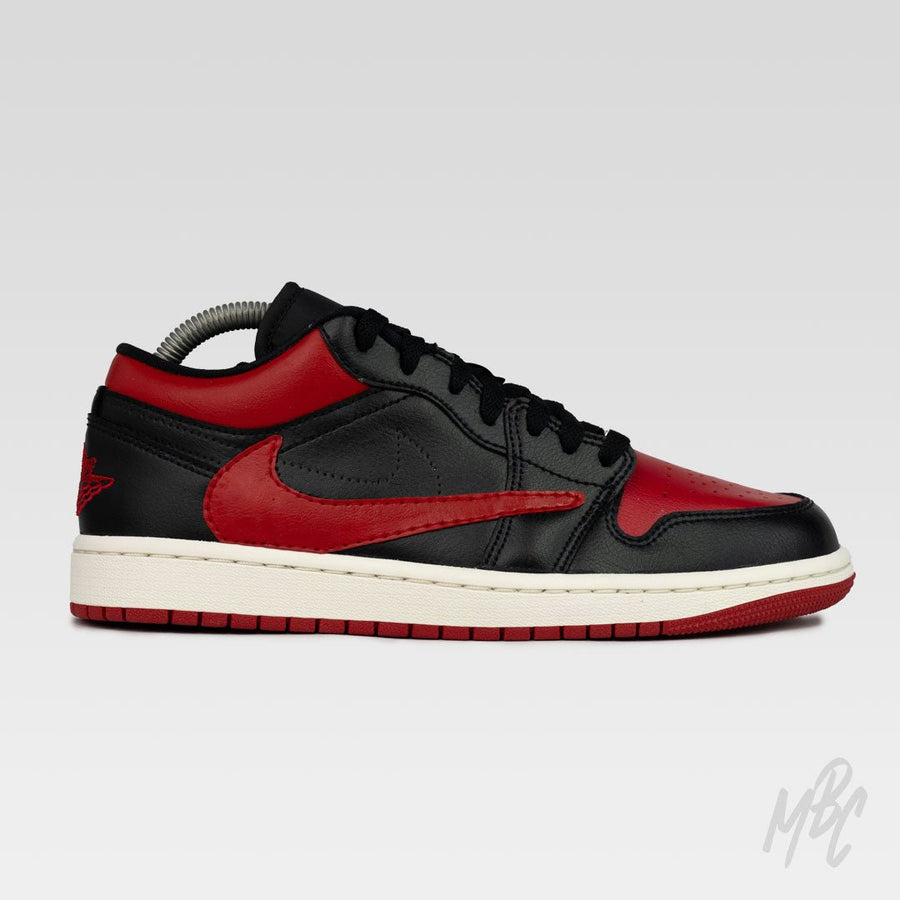 Chicago Reverse Swoosh - Jordan 1 Low Custom Nike Sneakers