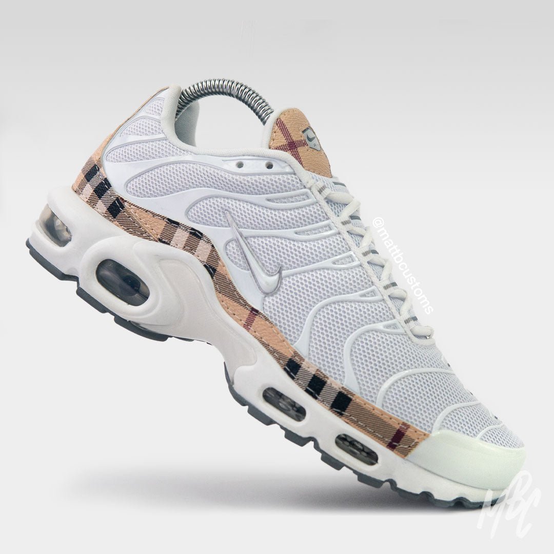 Nike tn x burberry on sale