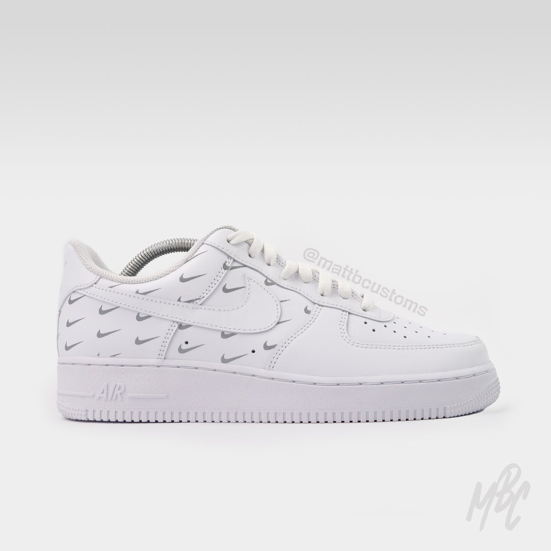 Reflective Mini Swoosh - Air Force 1 | UK 3 Nike Sneakers